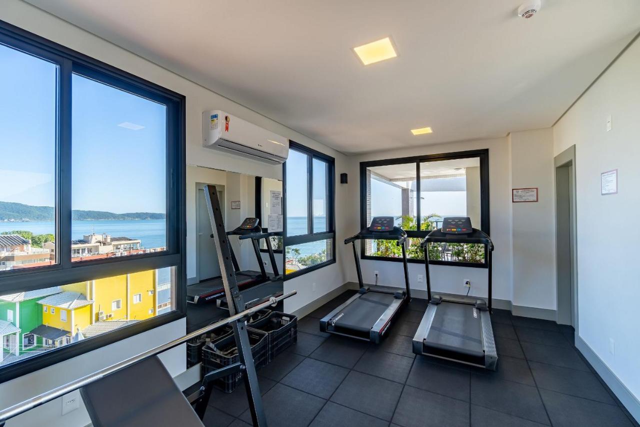 Confortavel Loft Em Condominio Com Piscina บอมบินญัส ภายนอก รูปภาพ