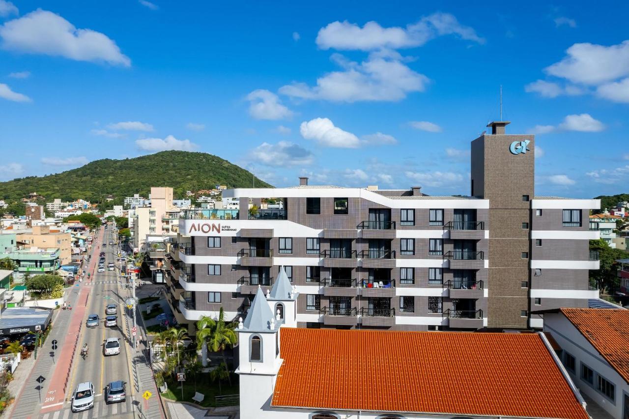 Confortavel Loft Em Condominio Com Piscina บอมบินญัส ภายนอก รูปภาพ